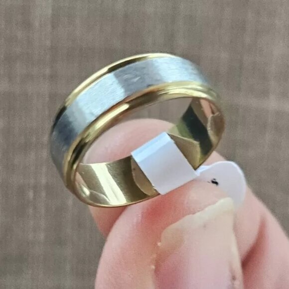 Jewelry - Fashion Ring Dual Tone Gold/Silver Tone Fashion Jewelry Ring Unisex Size 7.5